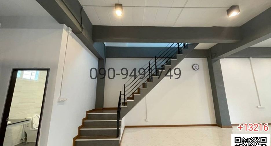 For rent 3 bedrooms office in Bang Phlat, Bangkok