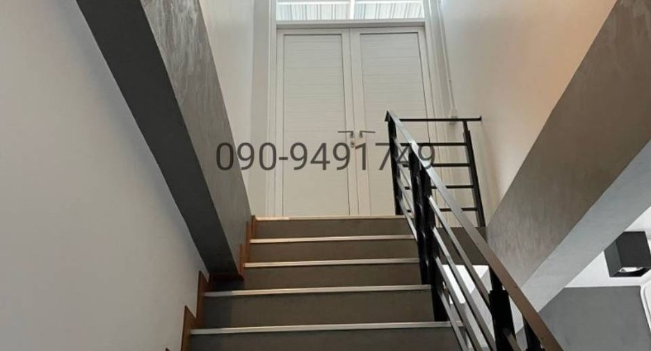 For rent 3 bedrooms office in Bang Phlat, Bangkok