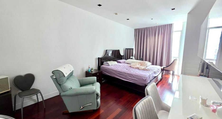 For sale 2 bedrooms condo in Pathum Wan, Bangkok