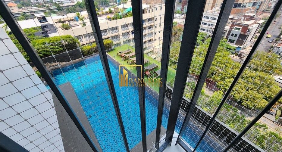 For rent 3 bedrooms condo in Yan Nawa, Bangkok