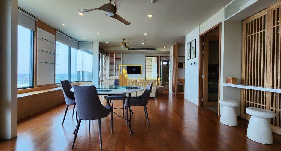 For rent 3 bedrooms condo in Yan Nawa, Bangkok
