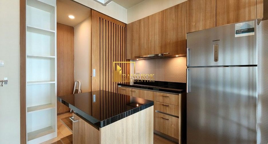 For rent 3 bedrooms condo in Yan Nawa, Bangkok