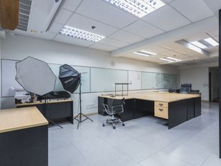 For rent studio townhouse in Khlong Toei, Bangkok