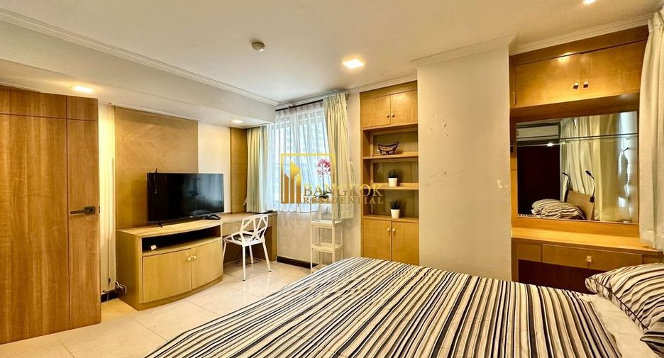 À louer 3 chambres condo à Sathon, Bangkok