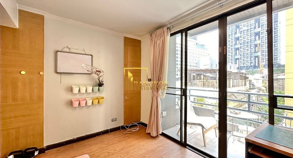 À louer 3 chambres condo à Sathon, Bangkok