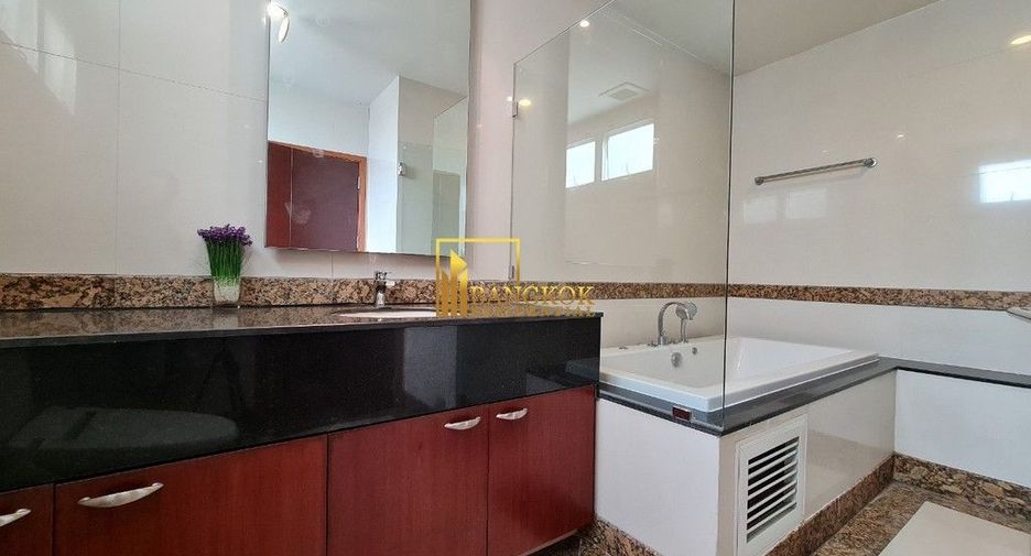 Serviced Apartment zur Miete mit 3 Zimmer in Watthana, Bangkok