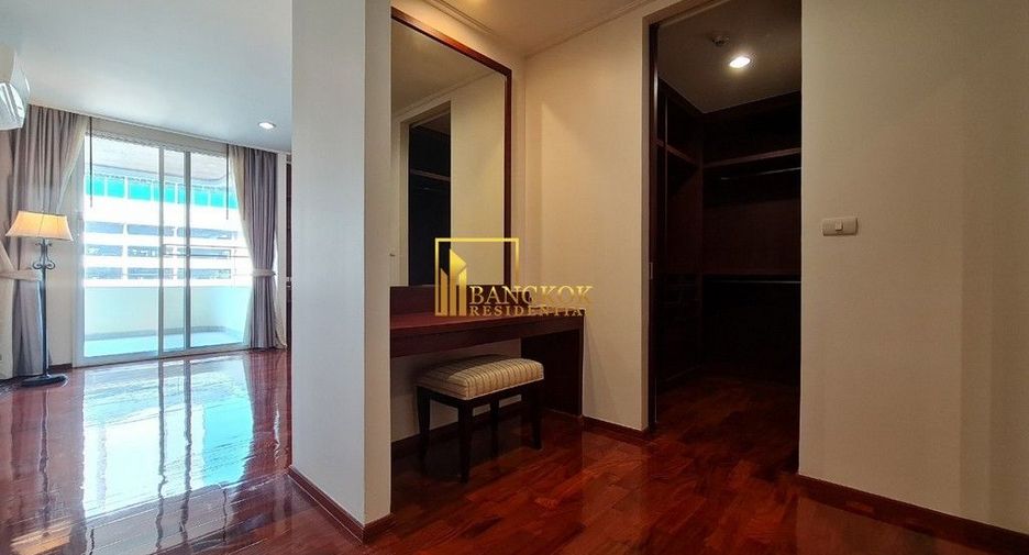 Serviced Apartment zur Miete mit 3 Zimmer in Watthana, Bangkok
