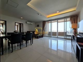 For rent 2 bedrooms serviced apartment in Watthana, Bangkok