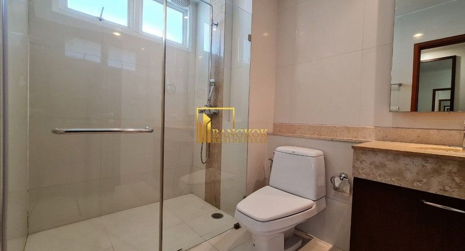 ให้เช่า 3 ห้องนอน เซอร์วิสอพาร์ตเมนต์ ใน วัฒนา, กรุงเทพฯ