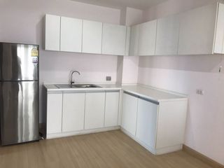 For rent 2 bedrooms condo in Phra Pradaeng, Samut Prakan