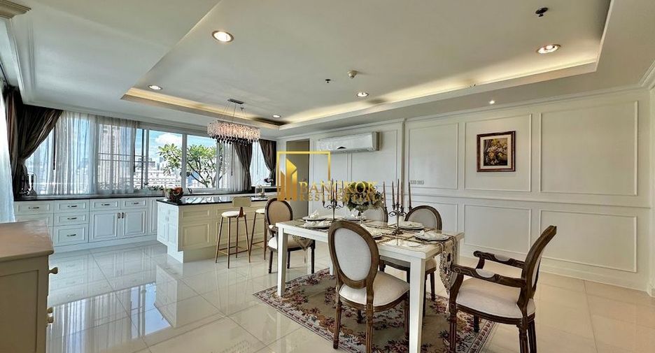 For rent 4 bedrooms condo in Watthana, Bangkok