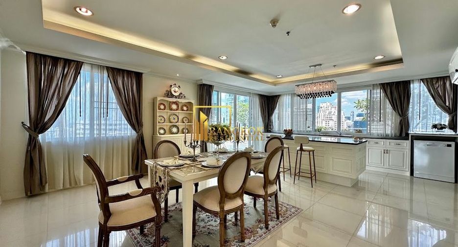 For rent 4 bedrooms condo in Watthana, Bangkok