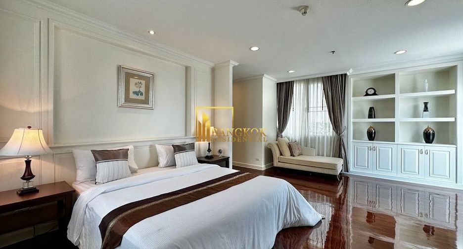 For rent 4 bedrooms condo in Watthana, Bangkok