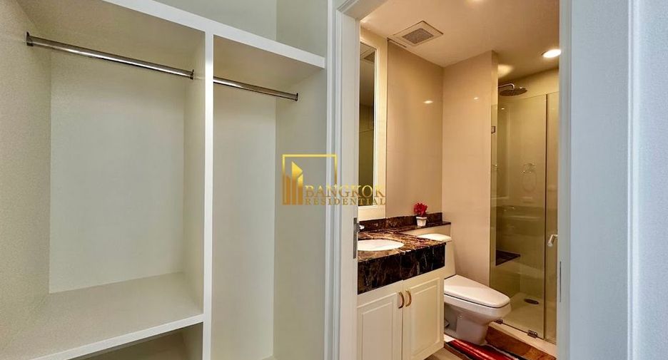 For rent 4 bedrooms condo in Watthana, Bangkok