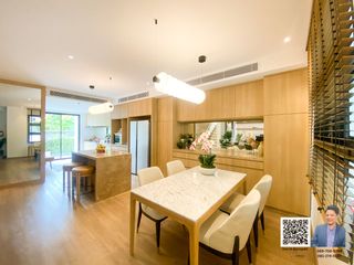 Reihenhaus zur Miete und zum Kauf mit 4 Zimmer in Watthana, Bangkok