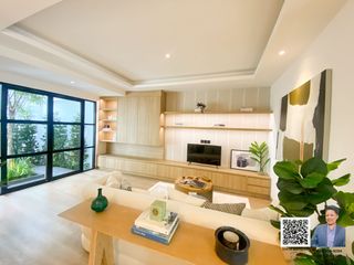 Reihenhaus zur Miete und zum Kauf mit 4 Zimmer in Watthana, Bangkok