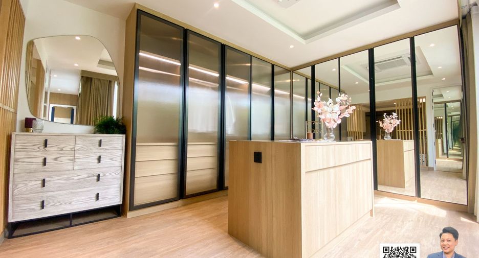 Reihenhaus zur Miete und zum Kauf mit 4 Zimmer in Watthana, Bangkok
