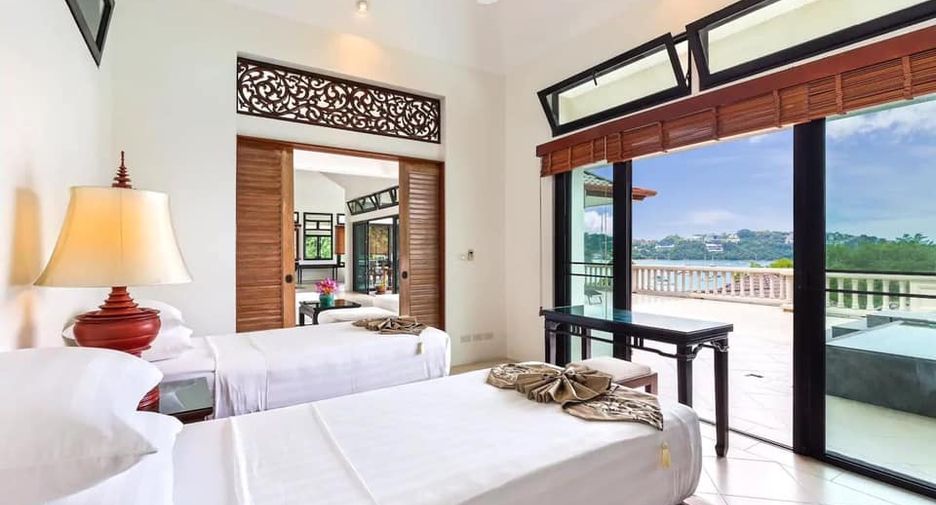 For rent 4 bedrooms villa in Mueang Phuket, Phuket