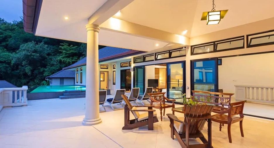 For rent 4 bedrooms villa in Mueang Phuket, Phuket