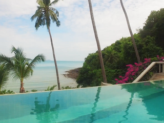 For rent 6 bedrooms villa in Mueang Phuket, Phuket