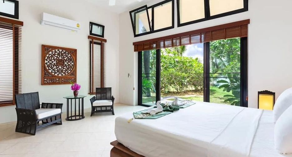 Villa en alquiler de 6 habitaciones en Mueang Phuket, Phuket