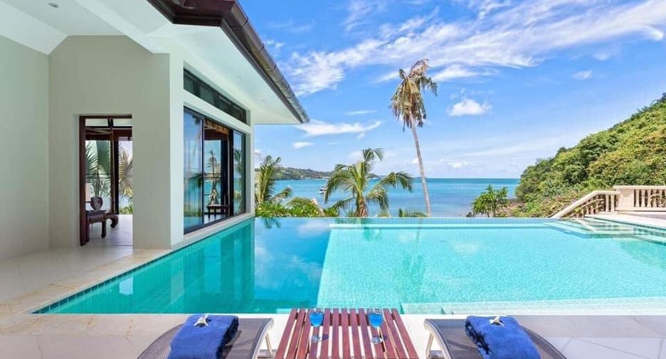 Villa en alquiler de 6 habitaciones en Mueang Phuket, Phuket