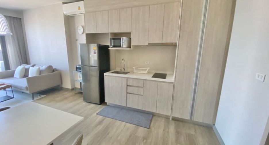 For sale 1 bed condo in Si Racha, Chonburi