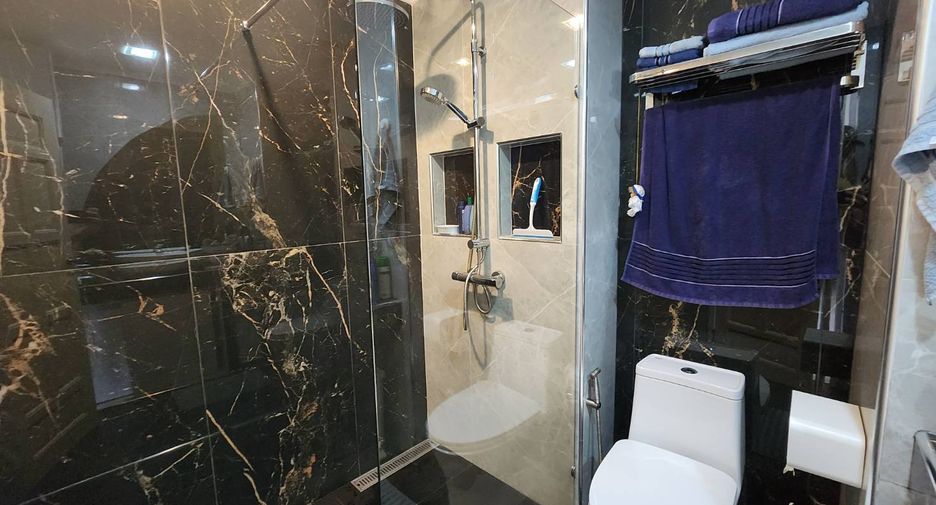 For sale 2 bedrooms condo in Bang Lamung, Chonburi