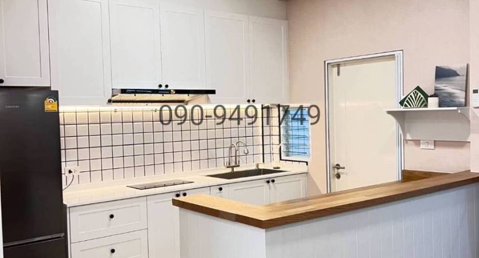 For rent 3 bedrooms townhouse in Prawet, Bangkok