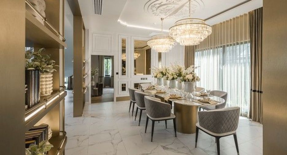 Haus zum Kauf mit 4 Zimmer in Taling Chan, Bangkok