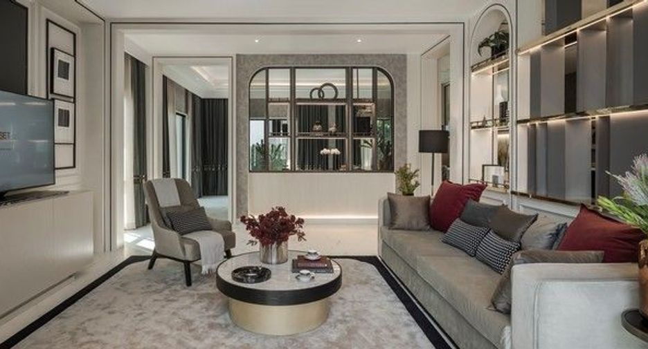 Haus zum Kauf mit 4 Zimmer in Taling Chan, Bangkok