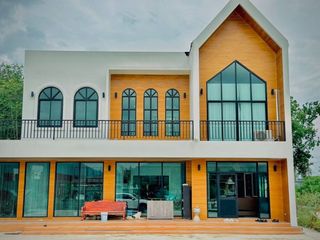 For sale 3 Beds office in Si Racha, Chonburi