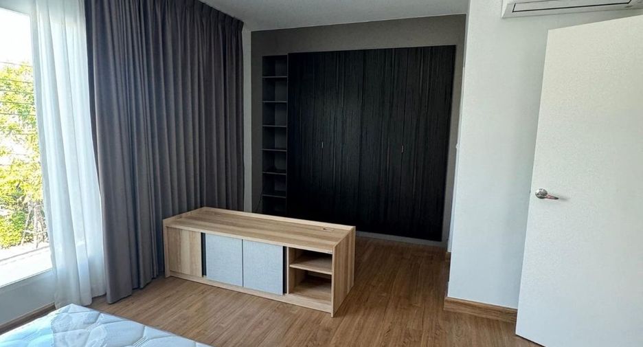 For rent 3 bedrooms house in Bang Phli, Samut Prakan