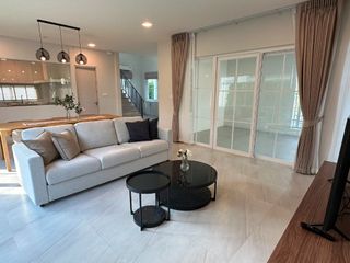 For rent 4 bedrooms house in Bang Phli, Samut Prakan