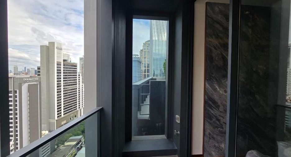 For rent 2 bedrooms condo in Khlong Toei, Bangkok