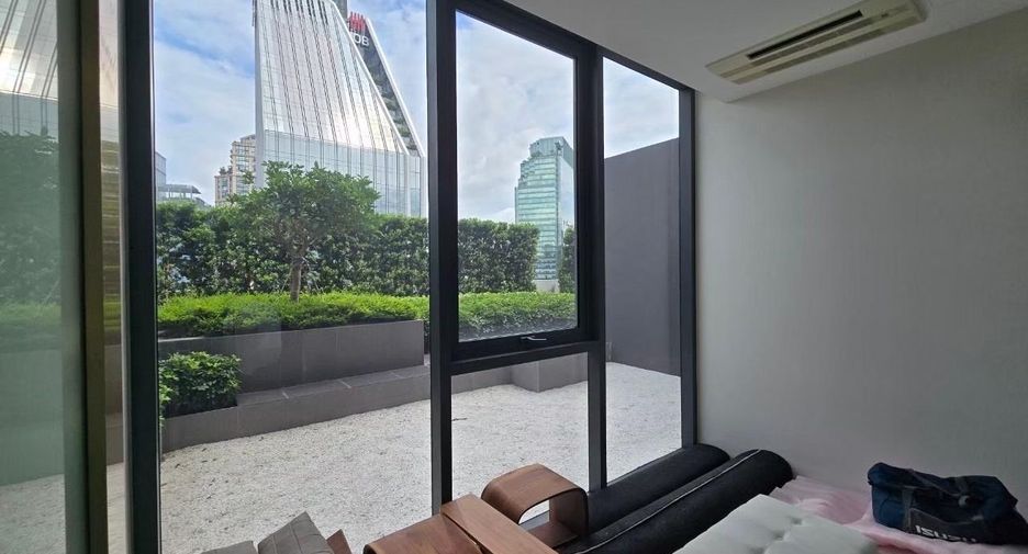 For rent 2 bedrooms condo in Khlong Toei, Bangkok