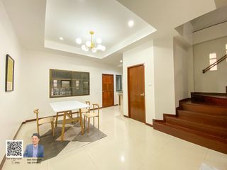 For sale 3 bedrooms townhouse in Phra Khanong, Bangkok