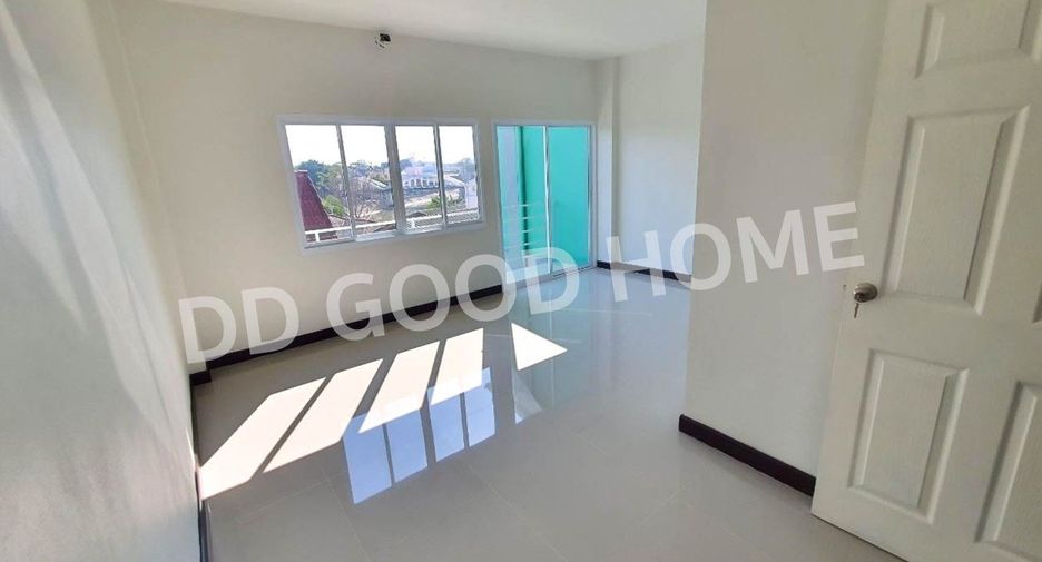For sale 3 bedrooms retail Space in Mueang Lampang, Lampang