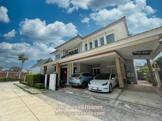 For sale 5 Beds house in Khan Na Yao, Bangkok