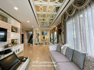 For sale 5 Beds house in Khan Na Yao, Bangkok