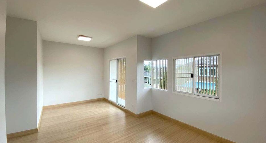For sale 4 bedrooms house in Doi Saket, Chiang Mai