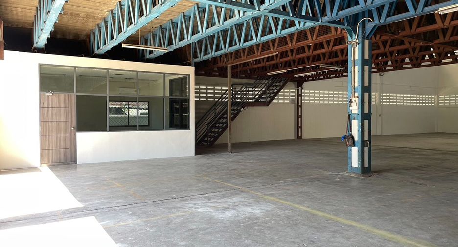 For rent warehouse in Suan Luang, Bangkok