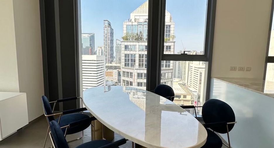 Wohnung zur Miete mit 1 Zimmer in Pathum Wan, Bangkok