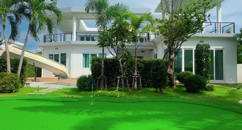 For rent 4 bedrooms house in Sattahip, Chonburi