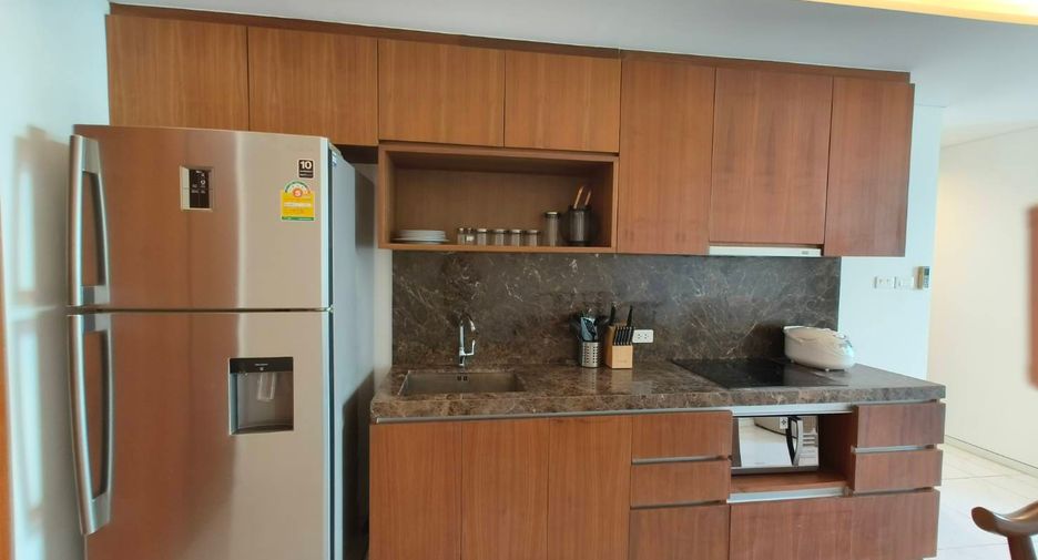 For sale 2 bedrooms condo in Watthana, Bangkok