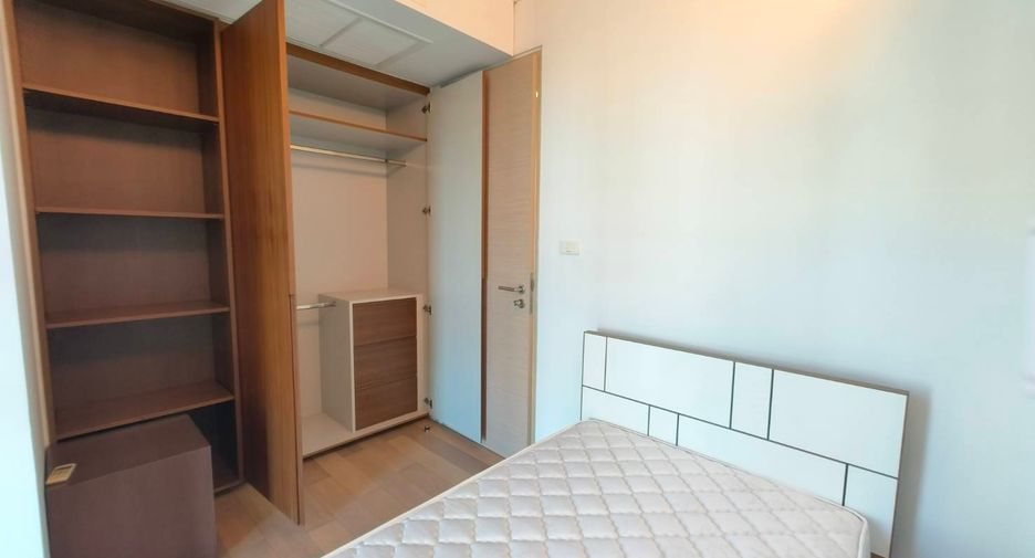For sale 2 bedrooms condo in Watthana, Bangkok