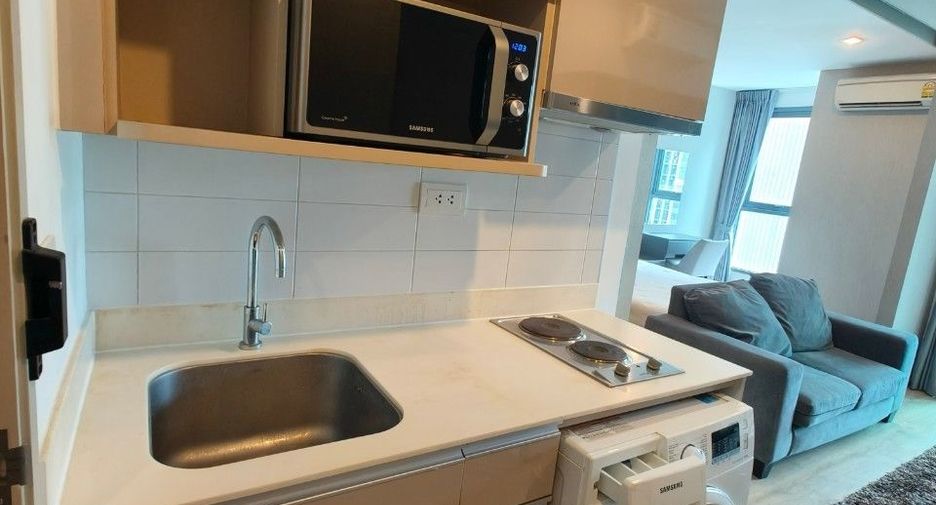 For sale 1 bed condo in Bang Rak, Bangkok