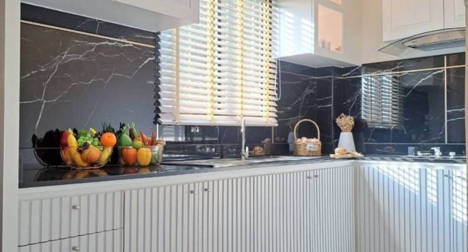 For rent 4 bedrooms house in Bang Lamung, Chonburi
