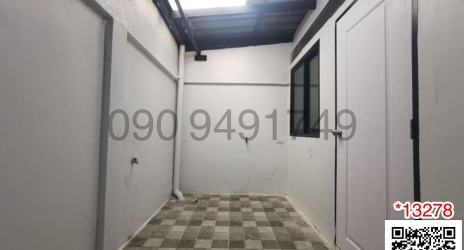 For sale 2 bedrooms townhouse in Bang Bon, Bangkok