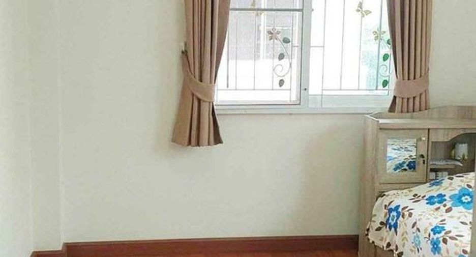 For rent 3 bedrooms house in Lat Krabang, Bangkok